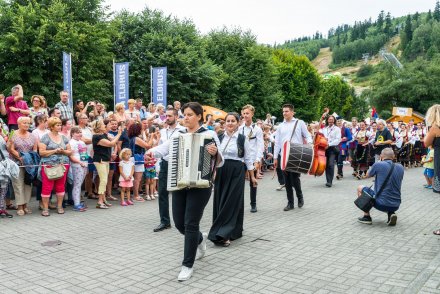 Korowód 56.Tygodnia Kultury Beskidzkie